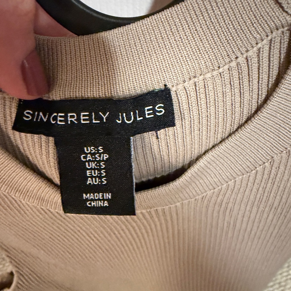 Sincerely Jules Beige Ribbed Tank Top - Picture 2 of 3